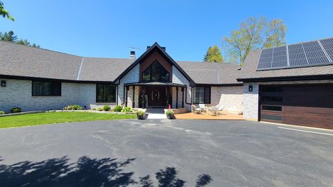 32 BRAEBURN Lane Barrington Hills IL 60010