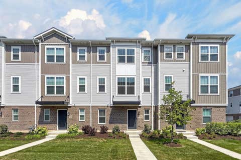 Photo of 1035 Wren Road, Des Plaines, IL 60018 (MLS # 12737949)