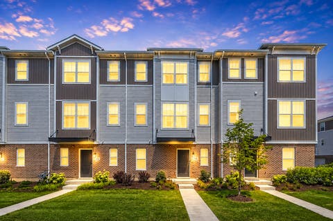 Tiny photo for 1035 Wren Road, Des Plaines, IL 60018 (MLS # 12737949)