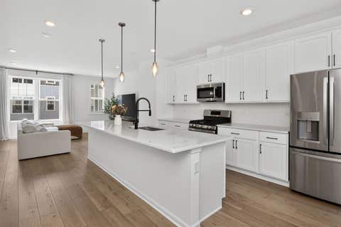 Tiny photo for 1035 Wren Road, Des Plaines, IL 60018 (MLS # 12737949)
