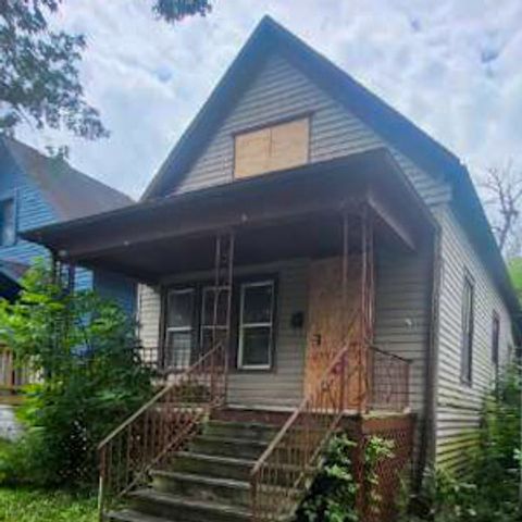 Photo of 10616 S Lafayette Avenue, Chicago, IL 60628 (MLS # 12327172)