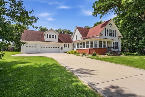 Tiny photo for 809 E Center Street, Ottawa, IL 61350 (MLS # 12714922)