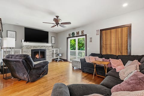 Tiny photo for 809 E Center Street, Ottawa, IL 61350 (MLS # 12714922)