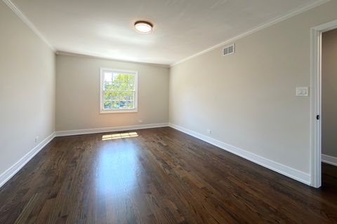 Tiny photo for 823 Banyan Drive, Elk Grove Village, IL 60007 (MLS # 12626258)