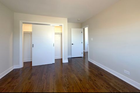 Tiny photo for 823 Banyan Drive, Elk Grove Village, IL 60007 (MLS # 12626258)