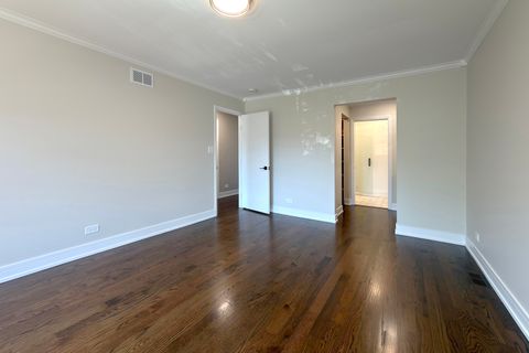 Tiny photo for 823 Banyan Drive, Elk Grove Village, IL 60007 (MLS # 12626258)