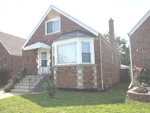 Tiny photo for 10632 S Avenue L, Chicago, IL 60617 (MLS # 12711300)