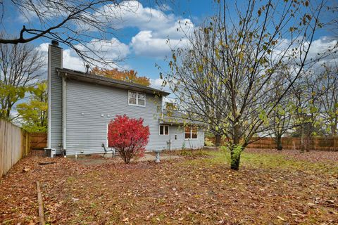 A home in North Aurora