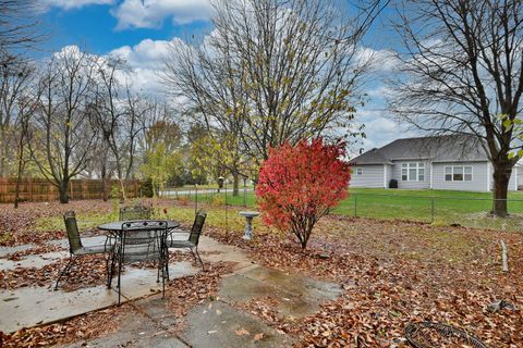 A home in North Aurora