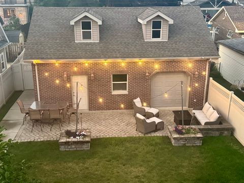 Tiny photo for 6035 N Navarre Avenue, Chicago, IL 60631 (MLS # 12477914)