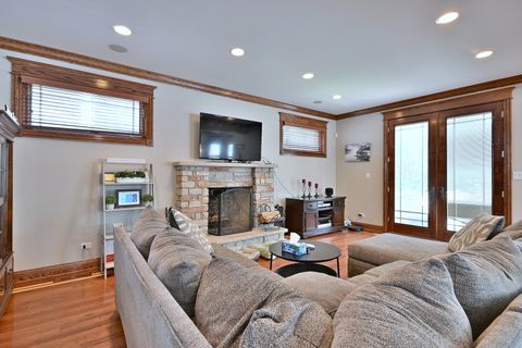 Tiny photo for 6035 N Navarre Avenue, Chicago, IL 60631 (MLS # 12477914)