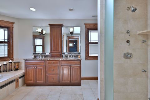 Tiny photo for 6035 N Navarre Avenue, Chicago, IL 60631 (MLS # 12477914)