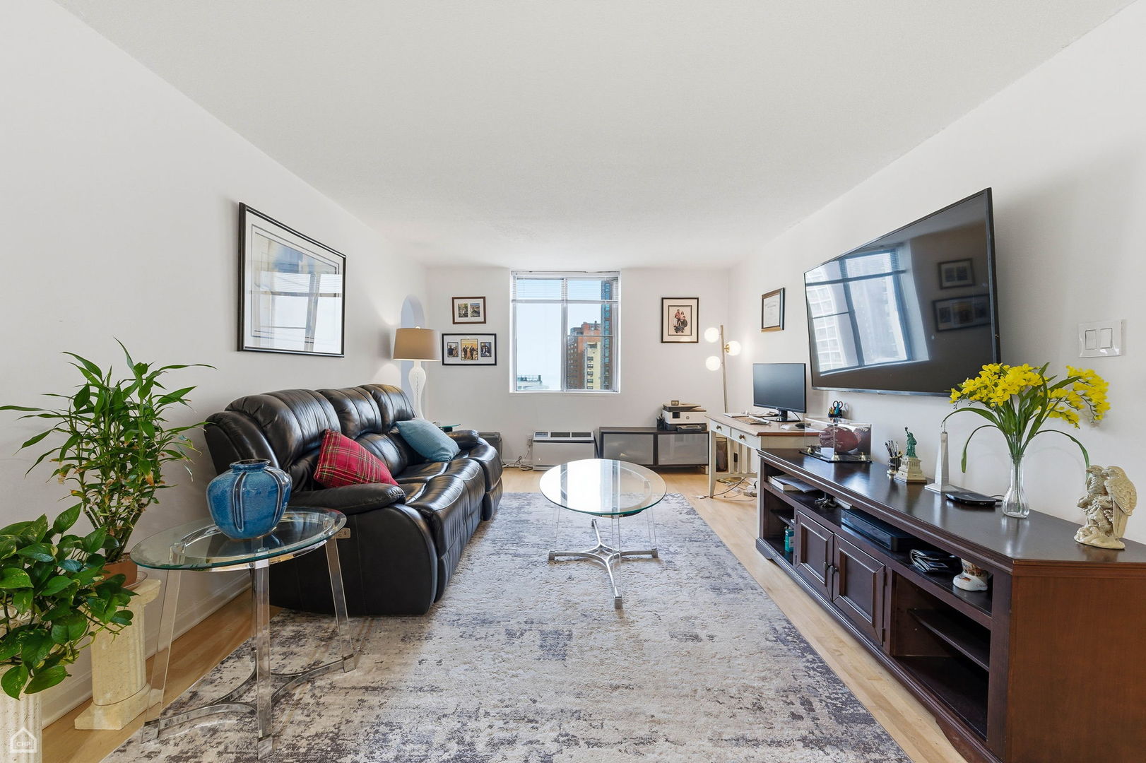 1339 N Dearborn Street 15C