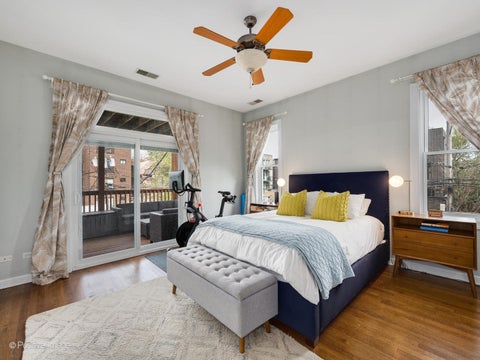 Tiny photo for 3834 N Greenview Avenue #2N, Chicago, IL 60613 (MLS # 12742899)