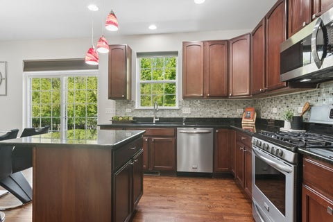 Tiny photo for 2313 Avalon Drive, Buffalo Grove, IL 60089 (MLS # 12666883)