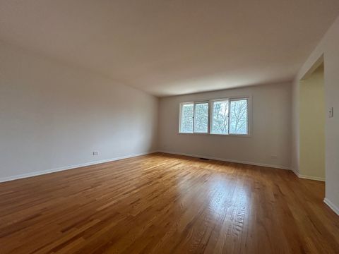 Tiny photo for 235 QUINCY Court, Schaumburg, IL 60193 (MLS # 12587588)