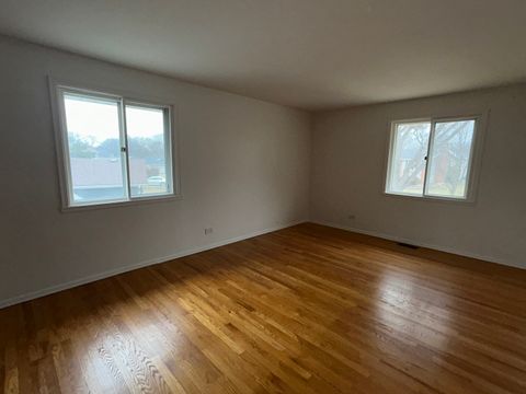 Tiny photo for 235 QUINCY Court, Schaumburg, IL 60193 (MLS # 12587588)