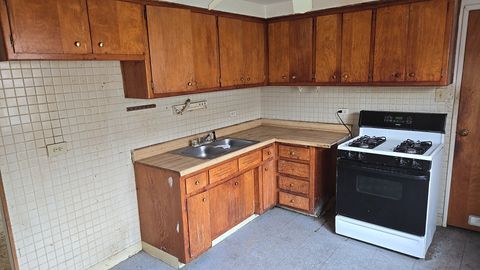 Tiny photo for 9426 S Peoria Street, Chicago, IL 60620 (MLS # 12394140)