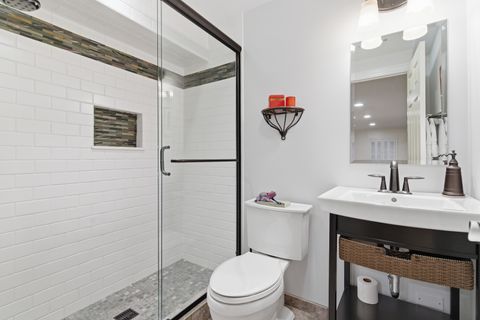 Tiny photo for 2 Court of Mohawk Court, Lincolnshire, IL 60069 (MLS # 12610686)