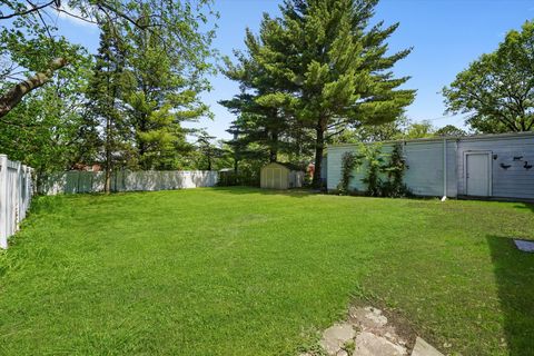 Tiny photo for 255 Irving Boulevard, Chicago Heights, IL 60411 (MLS # 12468324)