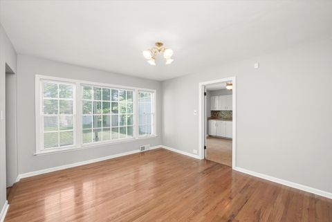 Tiny photo for 255 Irving Boulevard, Chicago Heights, IL 60411 (MLS # 12468324)