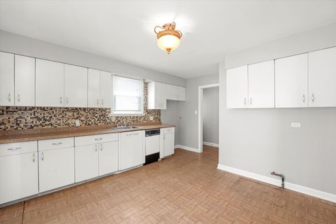Tiny photo for 255 Irving Boulevard, Chicago Heights, IL 60411 (MLS # 12468324)