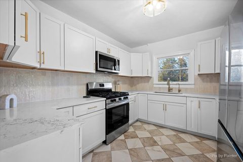 Tiny photo for 28524 W Main Street, Barrington, IL 60010 (MLS # 12478474)