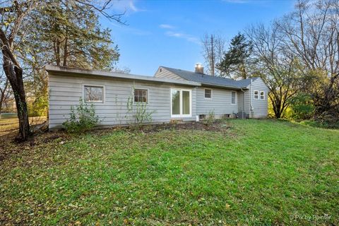 Tiny photo for 28524 W Main Street, Barrington, IL 60010 (MLS # 12478474)