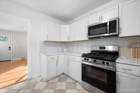 Tiny photo for 28524 W Main Street, Barrington, IL 60010 (MLS # 12478474)