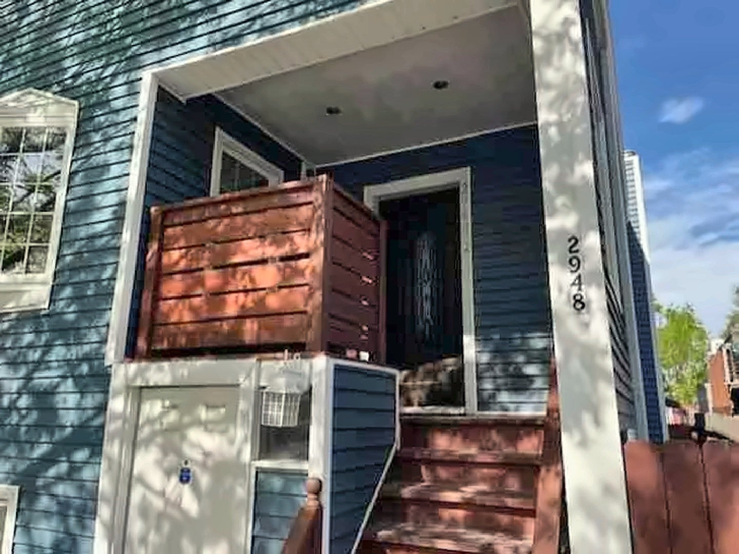 2948 N Narragansett Avenue