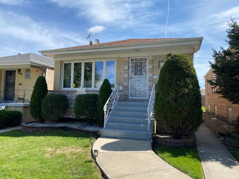 Photo of 5151 S Lockwood Avenue, Chicago, IL 60638 (MLS # 12454233)