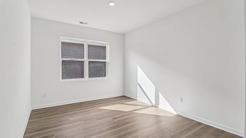 Tiny photo for 819 Mesa Lane, Pingree Grove, IL 60140 (MLS # 12521398)