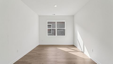 Tiny photo for 819 Mesa Lane, Pingree Grove, IL 60140 (MLS # 12521398)