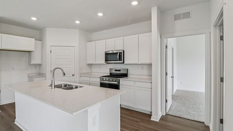 Tiny photo for 819 Mesa Lane, Pingree Grove, IL 60140 (MLS # 12521398)