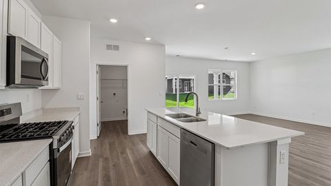 Tiny photo for 819 Mesa Lane, Pingree Grove, IL 60140 (MLS # 12521398)