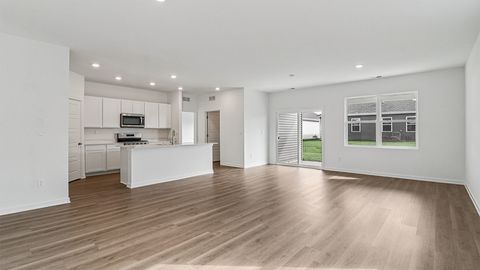 Tiny photo for 819 Mesa Lane, Pingree Grove, IL 60140 (MLS # 12521398)