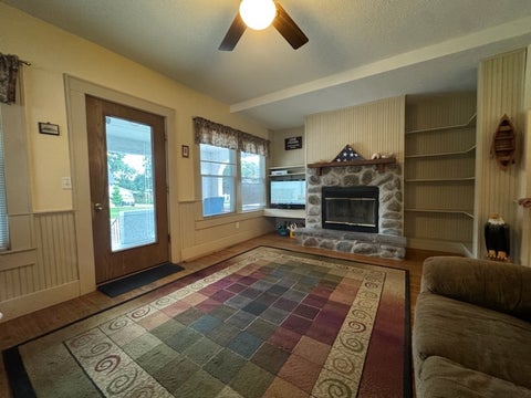 Tiny photo for 609 12th Avenue, Sterling, IL 61081 (MLS # 12736983)