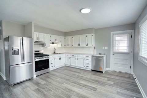 Tiny photo for 615 Best Avenue, DeKalb, IL 60115 (MLS # 12609550)