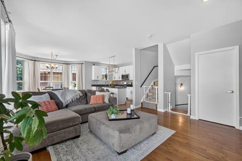 Tiny photo for 3250 N WASHTENAW Avenue, Chicago, IL 60618 (MLS # 12688319)