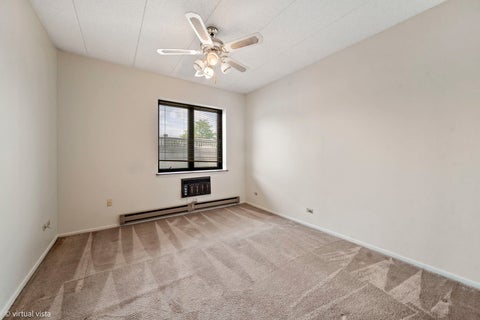 Tiny photo for 9737 N Fox Glen Drive #1G, Niles, IL 60714 (MLS # 12709039)