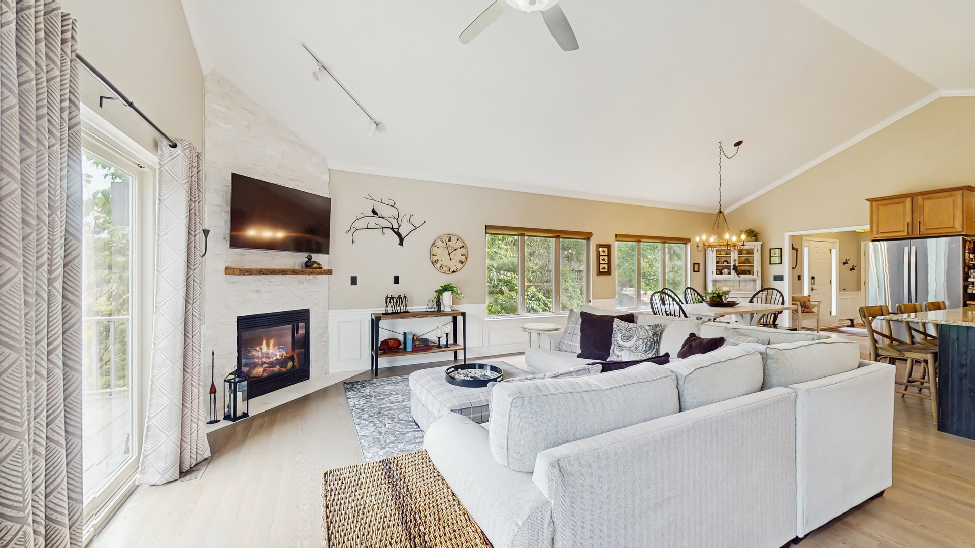 5816 Wild Plum Road