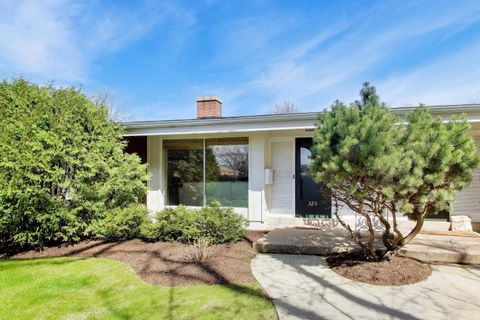 Tiny photo for 320 Linden Avenue #0, Wilmette, IL 60091 (MLS # 12626758)