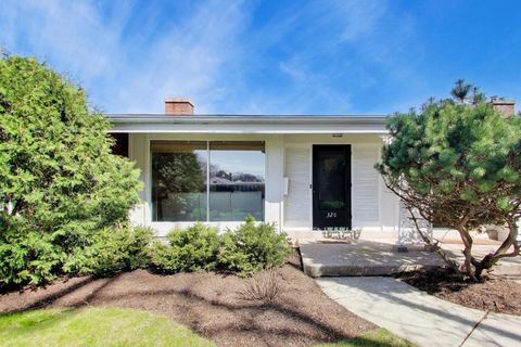 Photo of 320 Linden Avenue #0, Wilmette, IL 60091 (MLS # 12626758)
