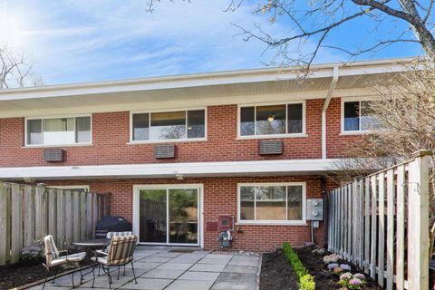 Tiny photo for 320 Linden Avenue #0, Wilmette, IL 60091 (MLS # 12626758)