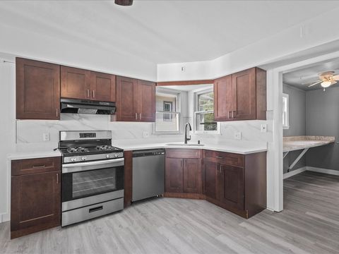 Tiny photo for 1111 20th Street, Rockford, IL 61104 (MLS # 12496480)