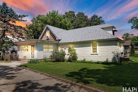 Photo of 35694 N Laurel Avenue, Ingleside, IL 60041 (MLS # 12429560) Photo of 35694 N Laurel Avenue, Ingleside, IL 60041 (MLS # 12429560)