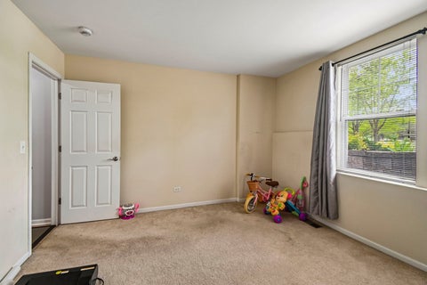 Tiny photo for 5507 Cambridge Way, Hanover Park, IL 60133 (MLS # 12675151)
