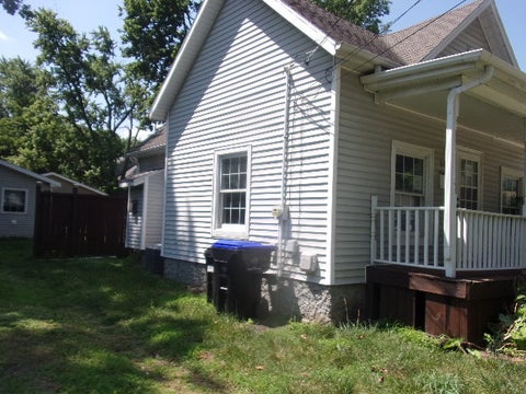 Tiny photo for 810 W Mill Street, Bloomington, IL 61701 (MLS # 12744862)