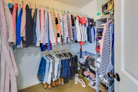 Tiny photo for 801 Dunhill Court, Gurnee, IL 60031 (MLS # 12594691)