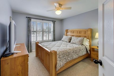 Tiny photo for 801 Dunhill Court, Gurnee, IL 60031 (MLS # 12594691)